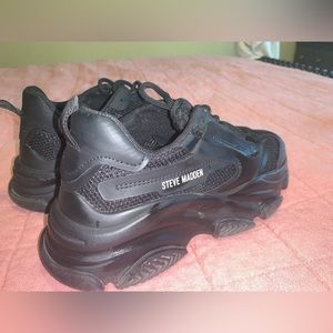 Steve Madden Possession Black